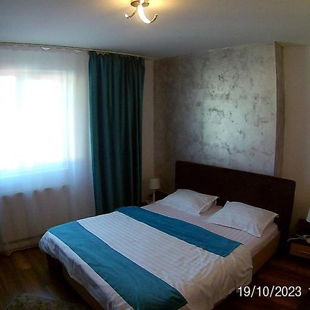 Hotel Marasesti Buşteni Exterior foto