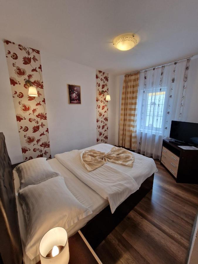 Hotel Marasesti Buşteni Exterior foto